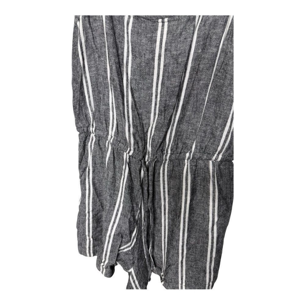 GAP gray and white striped romper. Size Medium linen blend - Picture 5 of 11